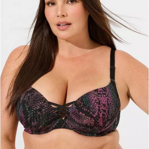 torrid Other - NWT HOST PICK Torrid Berry Snakeskin Rich Black XO Plunge Push-Up Bra